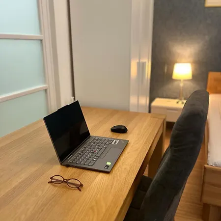 דירה Affordable Floor 2br Nightlife Location In Center And Yet Quite Sleep *