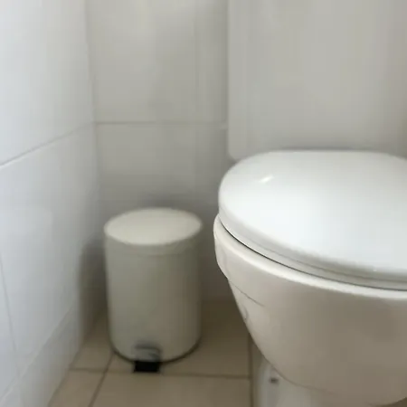Affordable Floor 2br Nightlife Location In Center And Yet Quite Sleep * Praga